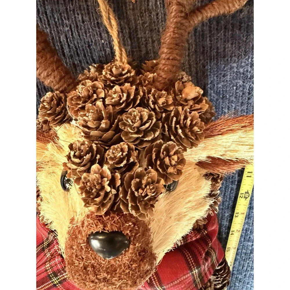 Handmade Holiday Christmas Reindeer Pinecone Wreath 20 In X 10 In
